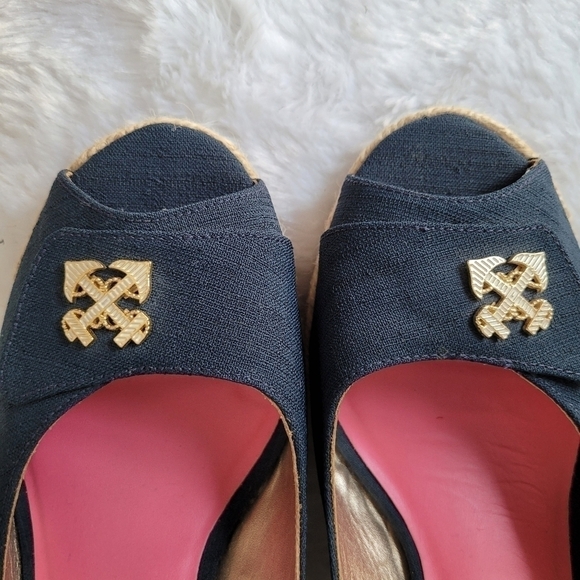 LILLY PULITZER Resort Chic Wedge Critters - Picture 6 of 13